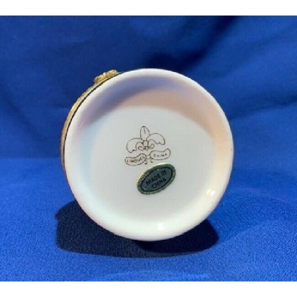 Wedding Trinket Box 4" tall by 2" wide 01-37308 - Picture 12 of 12